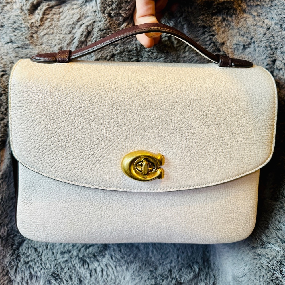 Coach Cassie nwot Leather Handbag